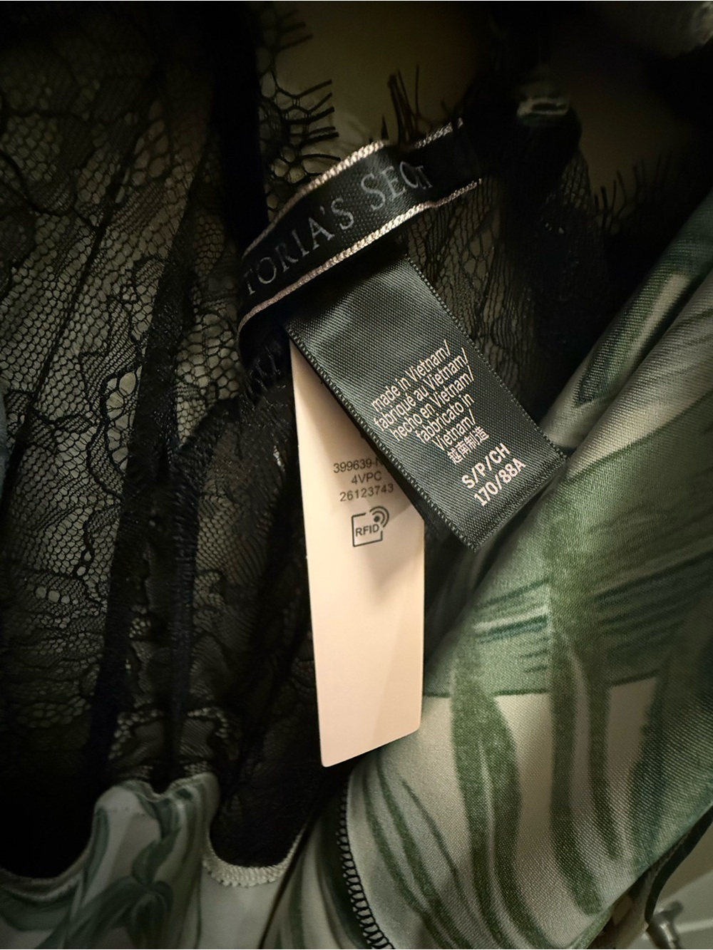 Victoria’s Secret Lace Plunge Slip Size Sm P Champagne Palm Print Satin Lingerie - Picture 5 of 10